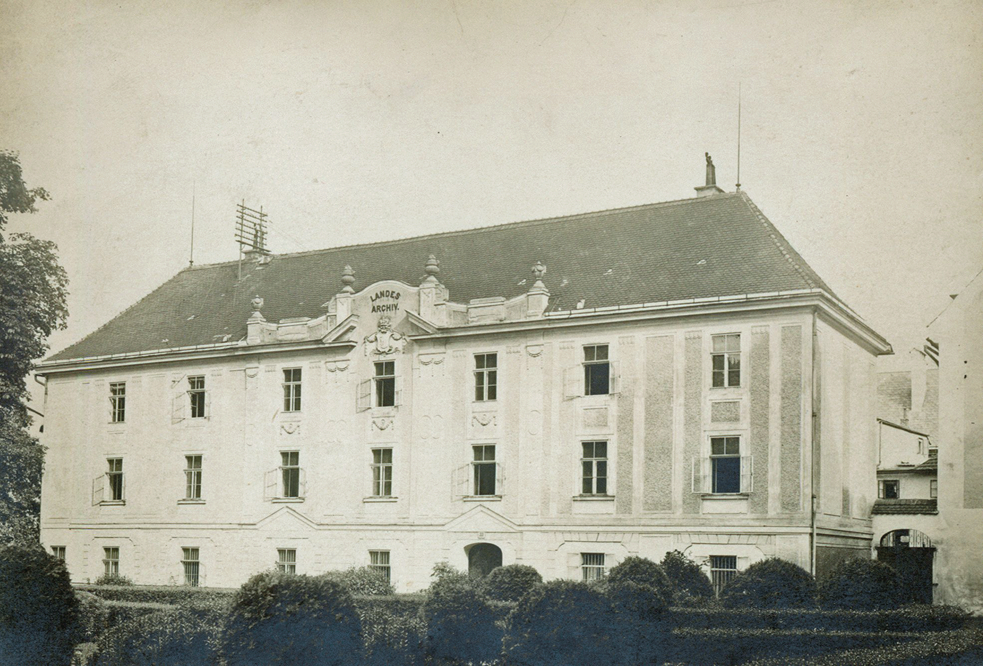 Altes Archivgebäude